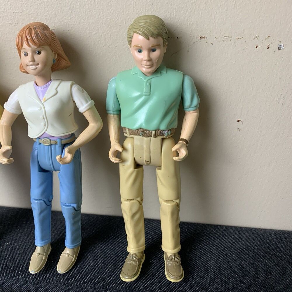 Lot Of 3 Fisher Price Loving Family Dollhouse Doll Figures Female & 2 Males - Picture 4 of 8